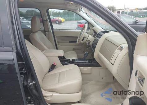 2011 Ford Escape Limited из США, поврежденный, VIN 1FMCU0EG1BKA61965